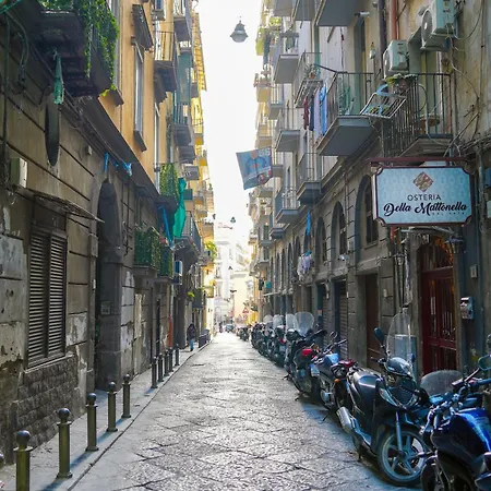 Casa vacanza al centro di Napoli A' fenestrella-3